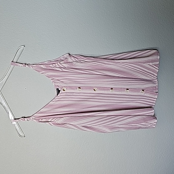 Torrid Spring size 3 crepe lavender rayon button front striped tank - Picture 2 of 11